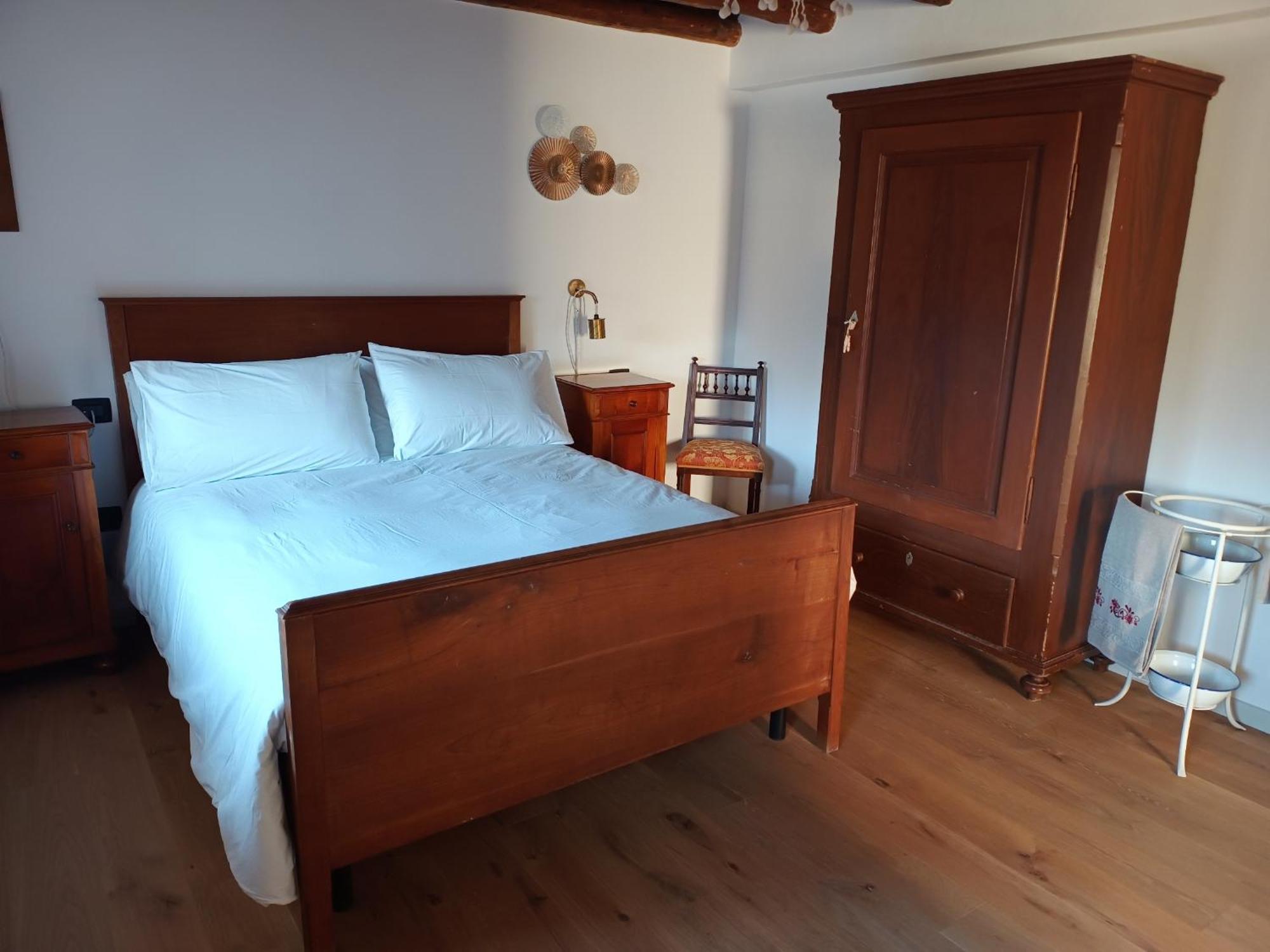 La Farie Bed & Breakfast Mediis ภายนอก รูปภาพ