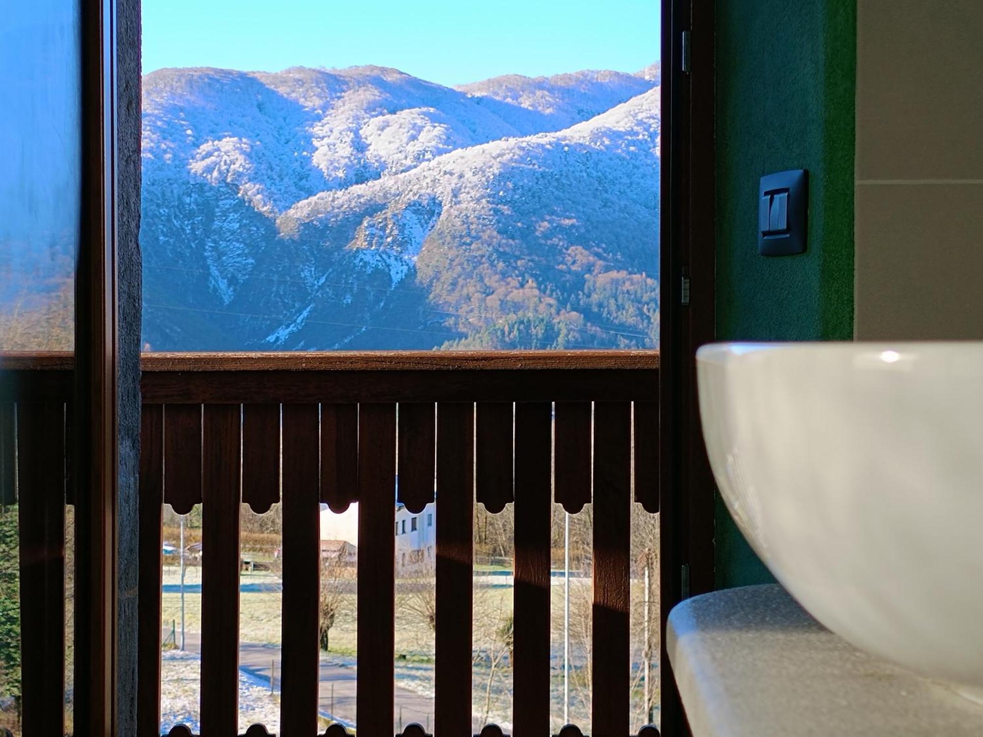 La Farie Bed & Breakfast Mediis ภายนอก รูปภาพ